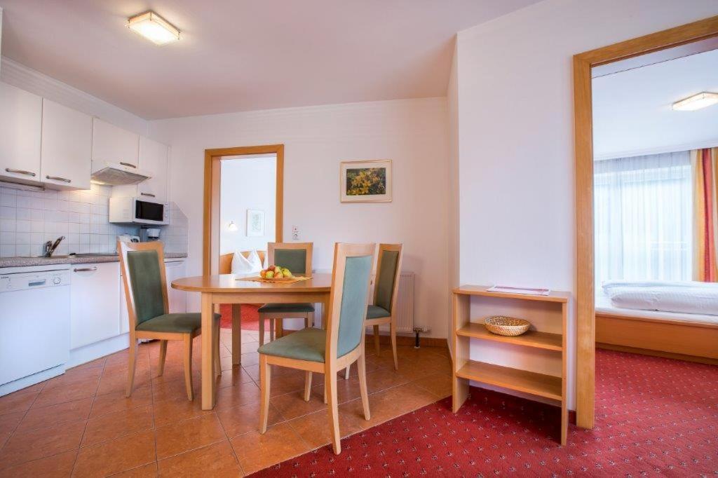 Hotel Garni Roesslhof Hollersbach im Pinzgau Esterno foto