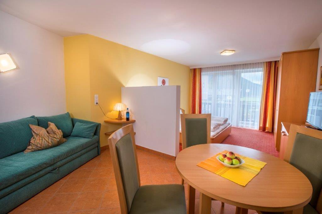 Hotel Garni Roesslhof Hollersbach im Pinzgau Esterno foto
