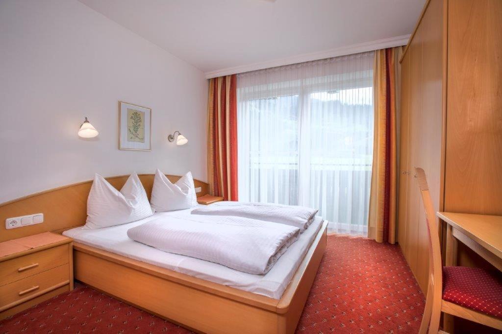 Hotel Garni Roesslhof Hollersbach im Pinzgau Esterno foto